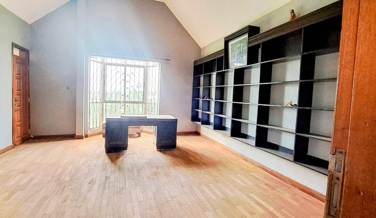 a7b5fba4-4c8a-471e-bb79-4567eab3fe71