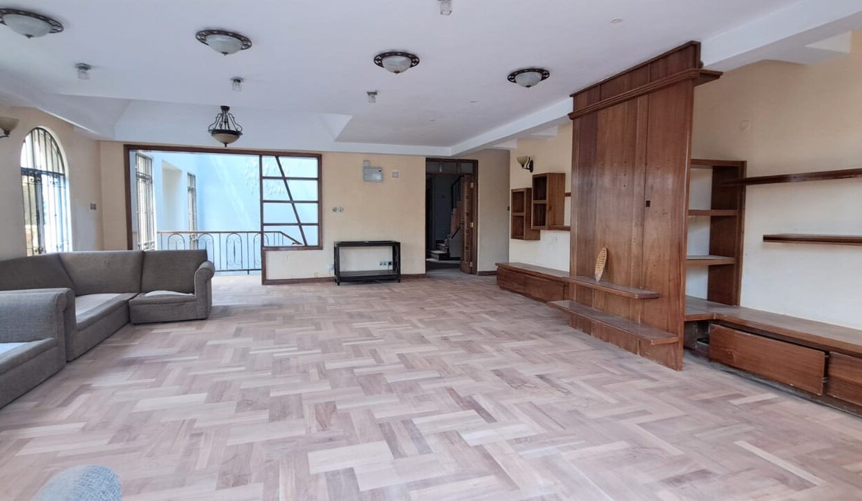 ed656b27-2afe-4566-9d4b-2321961f6bd5